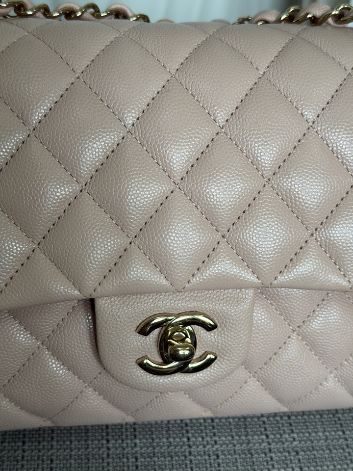 CHANEL 21C 2021 Rose Clair Caviar LGHW Medium ML 11.12 Timeless Classic Double Flap Bag