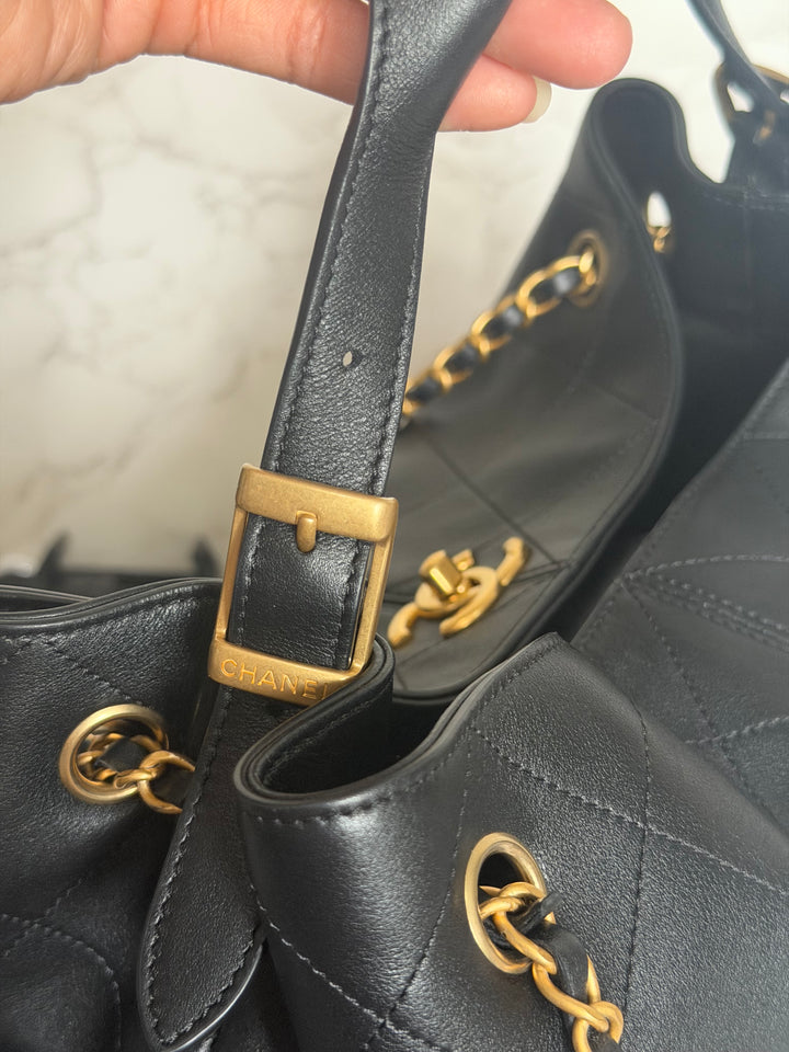 CHANEL 25A Black Calf Skin aged GHW Hobo Shopping Bag size Small 2025