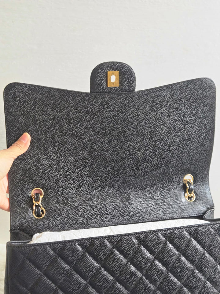 Chanel series 13 2010 Black Caviar Maxi Single Flap Bag with GHW