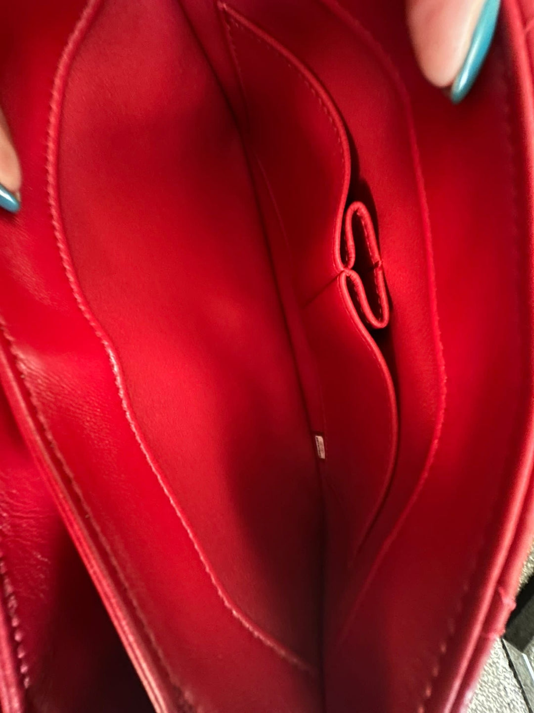 Chanel 21S Series 29 True Red Lambskin LGHW Trendy CC Flap Bag size Small