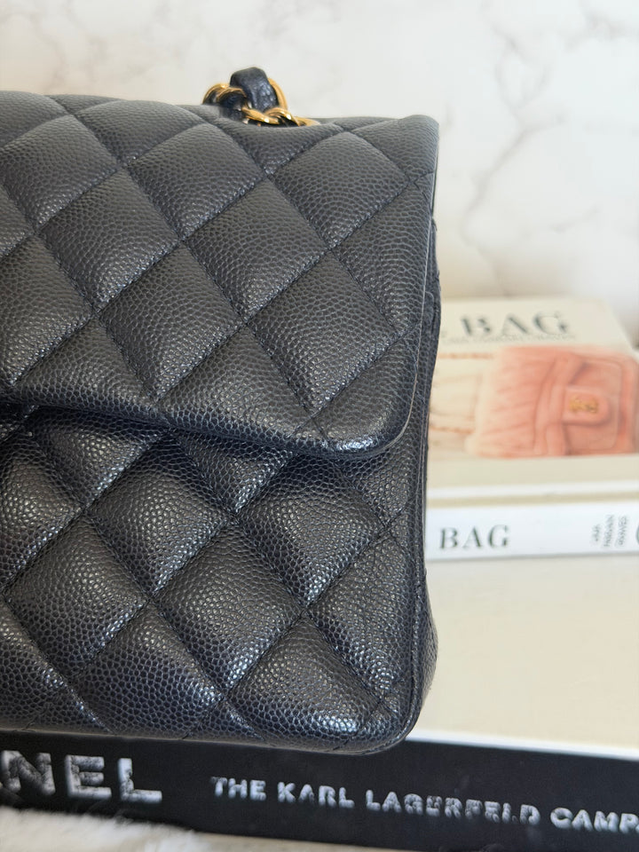 CHANEL series 31 Dark Navy Caviar LGHW Small Timeless Classic Double Flap Bag 2020/2021