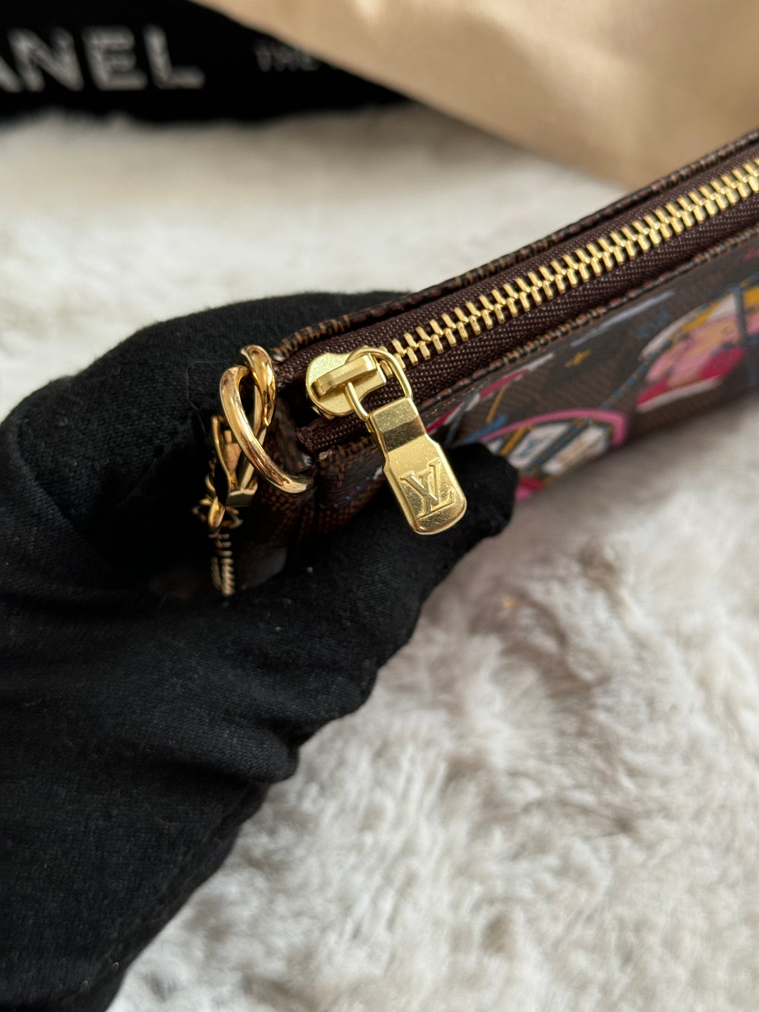 Louis Vuitton Vivienne Christmas Limited Edition Mini Pochette Damier Ebene