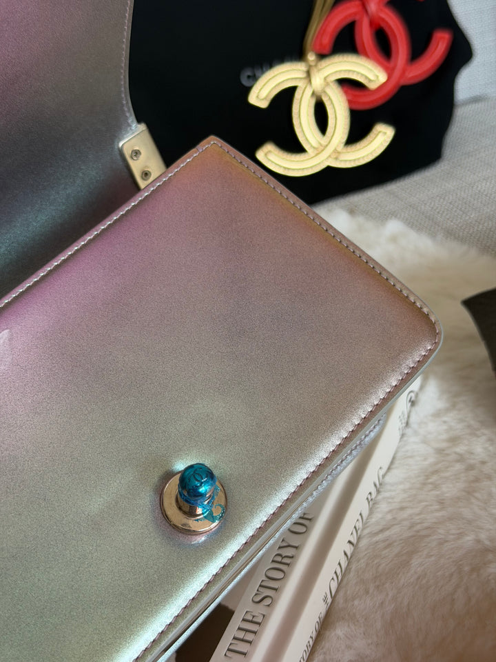 CHANEL 18S Iridescent Patent Calf Skin Purple Blue Mermaid Le Boy Flap Bag size Small