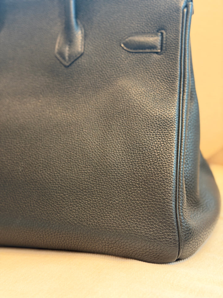 HERMÈS Black Noir Togo Leather PHW Birkin 35 Stamp M in Sq