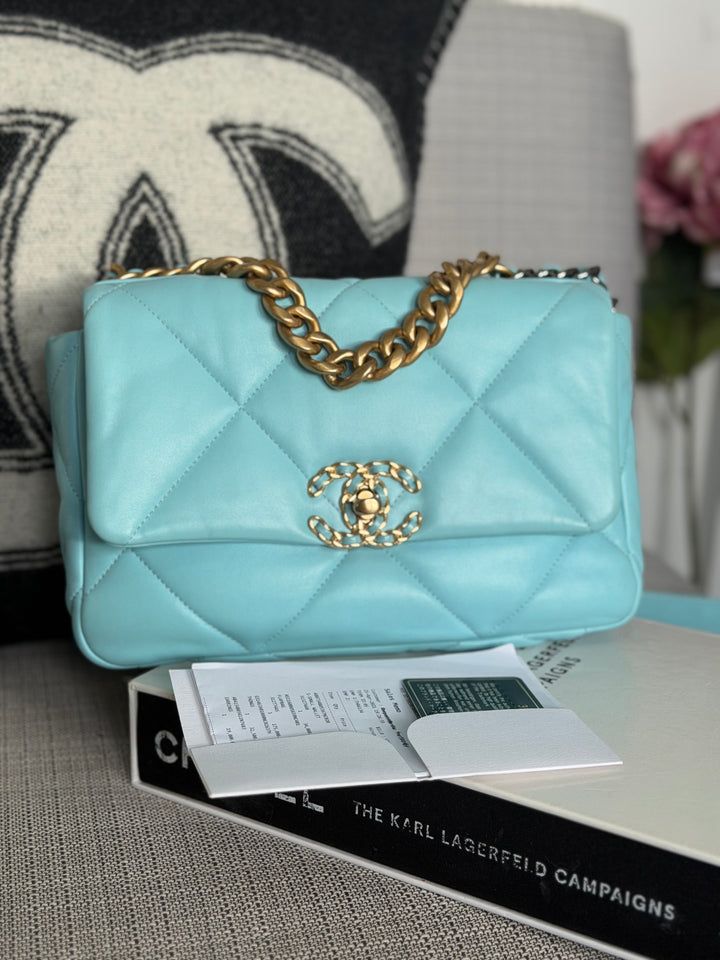 CHANEL 21S series 31 Blue Lambskin 19 Flap Bag size SMALL 2021