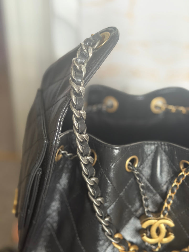 CHANEL Black Shiny Calf Skin Mixed Hardware 25 Hobo Bag size SMALL 2025/2026