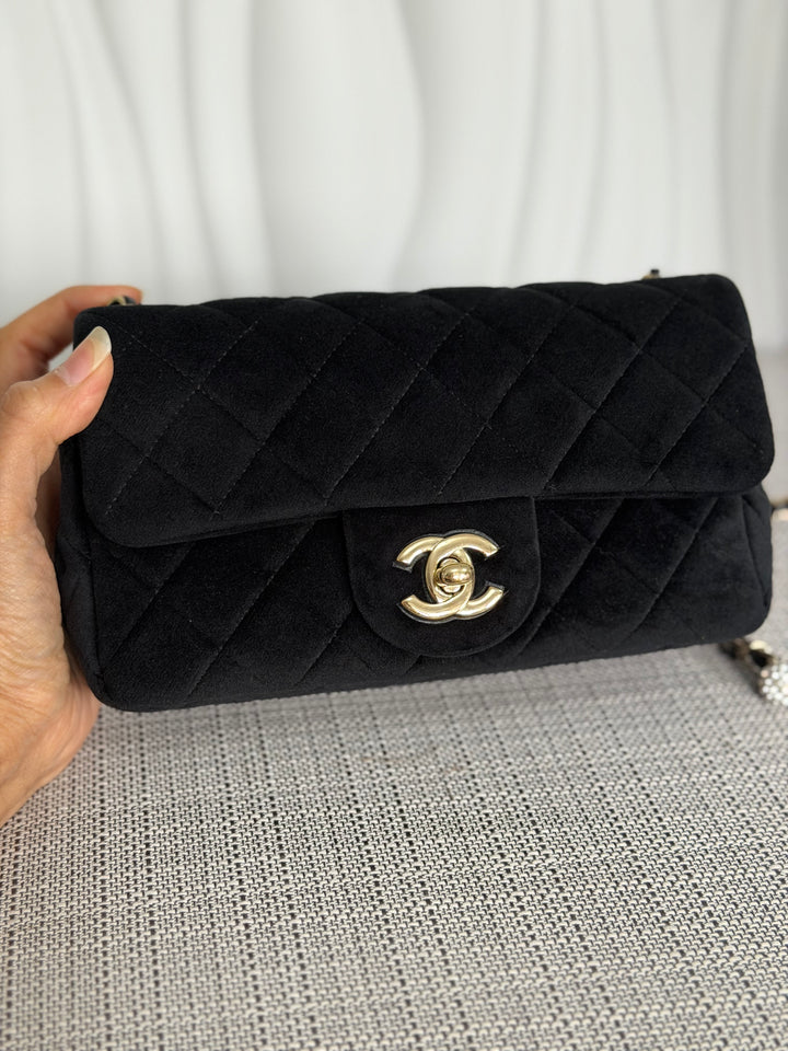 CHANEL series 30 2020 20K collection Black Velvet Crystal Pearl Crush Adjustable Strap LGHW Mini Rectangular Flap Bag