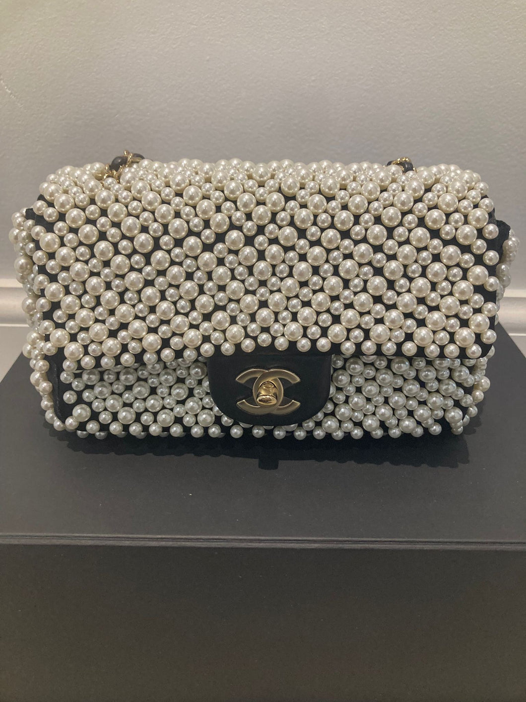 Chanel 19S collection Pearl Mini Rectangular Flap Bag Champagne GHW series 27