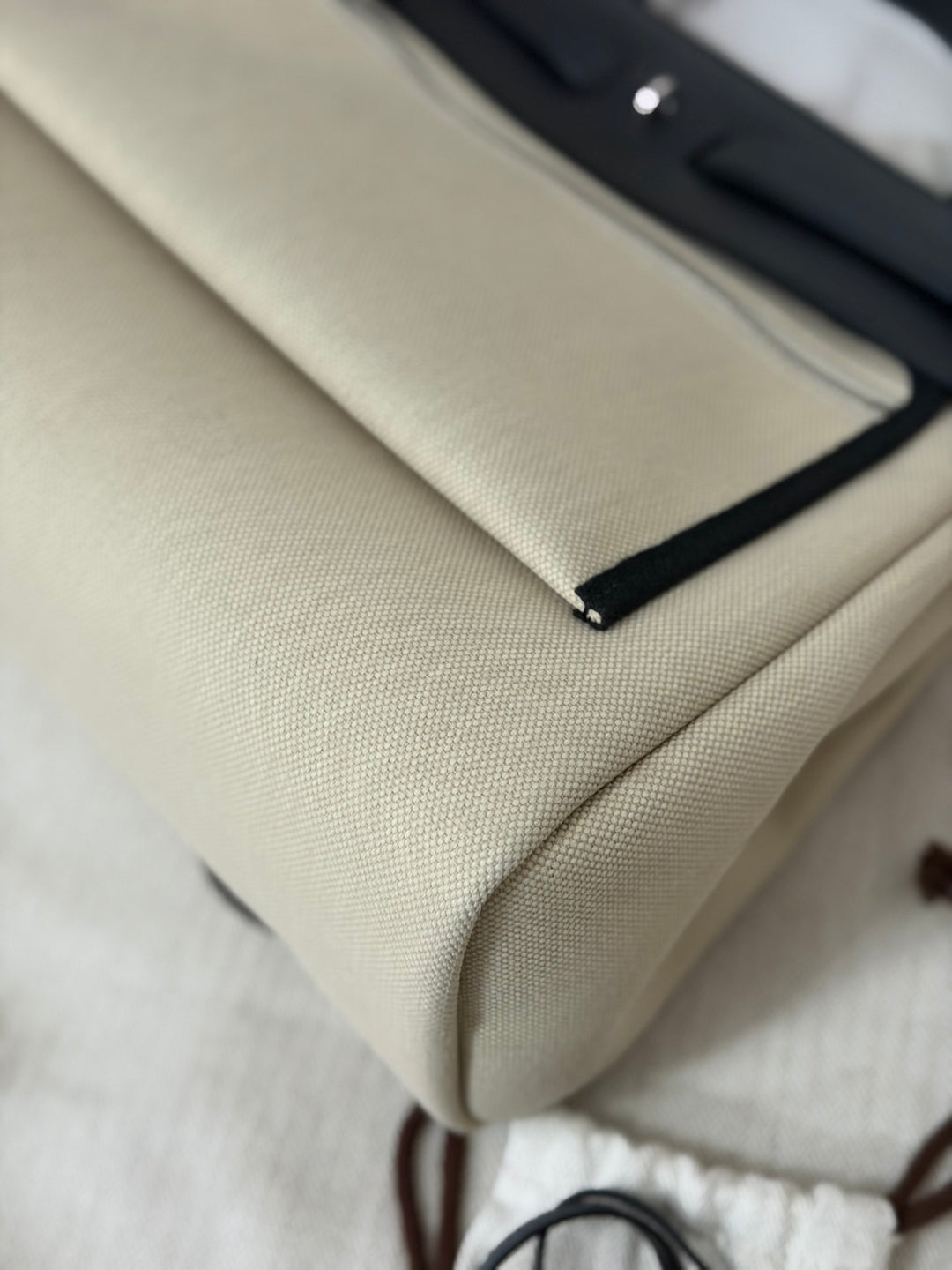 Hermes Herbag Zip 31 Bag in Noir/Beton Palladium Hardware