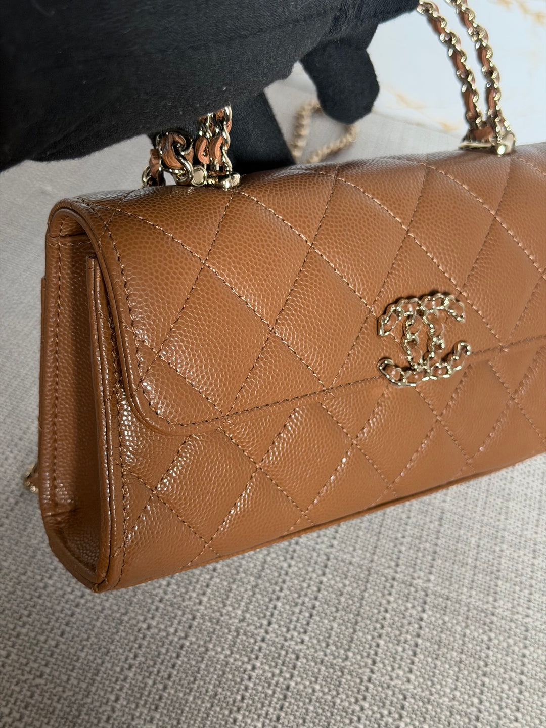 CHANEL 26P Brown Caviar LGHW Top Handle Vanity 2026
