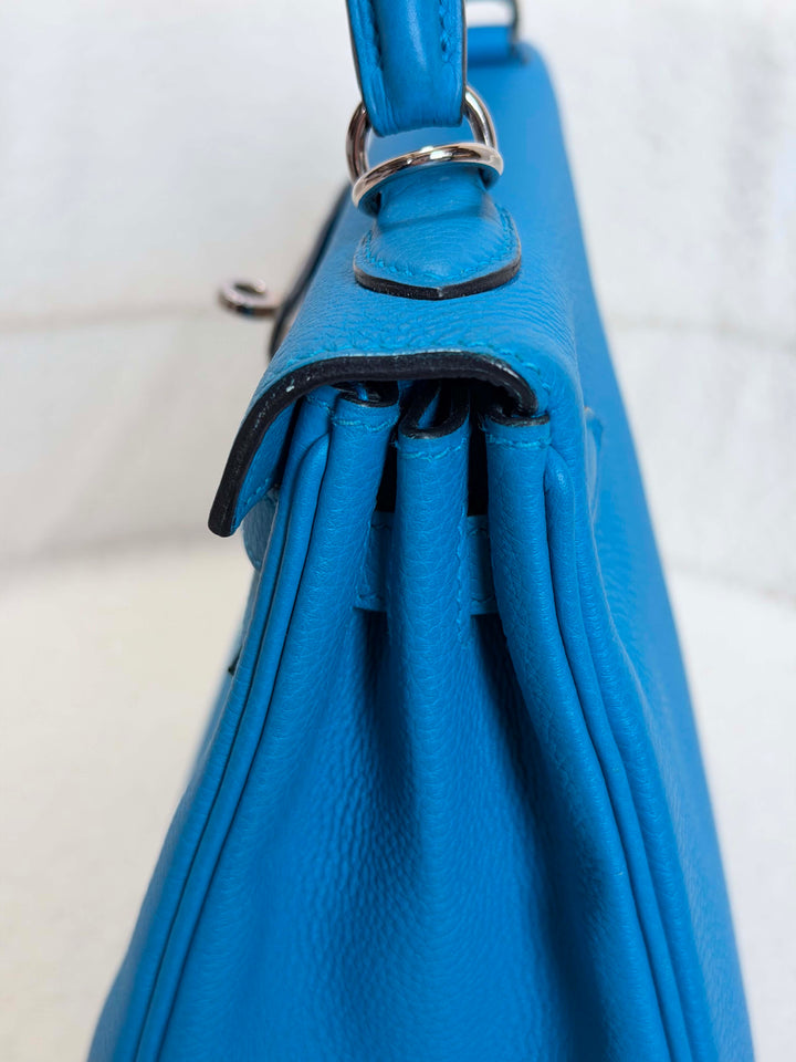 HERMÈS Bleu Zanzibar Togo Leather PHW Kelly 25 Stamp A 2018