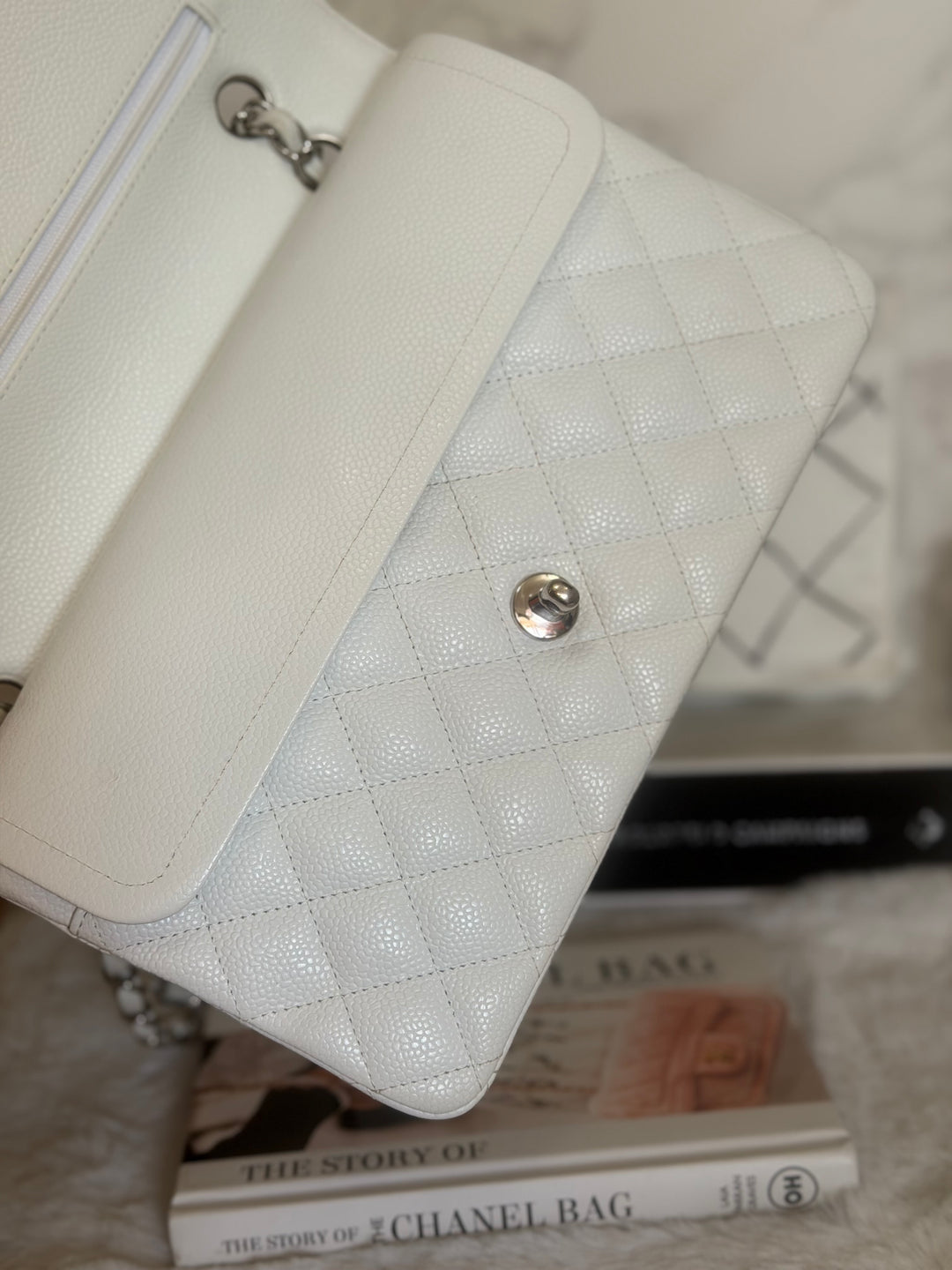 CHANEL series 12 Vintage White Caviar SHW Medium ML Timeless Classic Double Flap Bag 2009