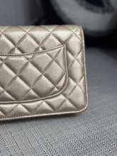 Load image into Gallery viewer, Chanel 21P 2021 Pre Spring/Summer Collection series 31 Iridescent Gold Lambskin Champagne GHW Classic Wallet on Chain (WOC)
