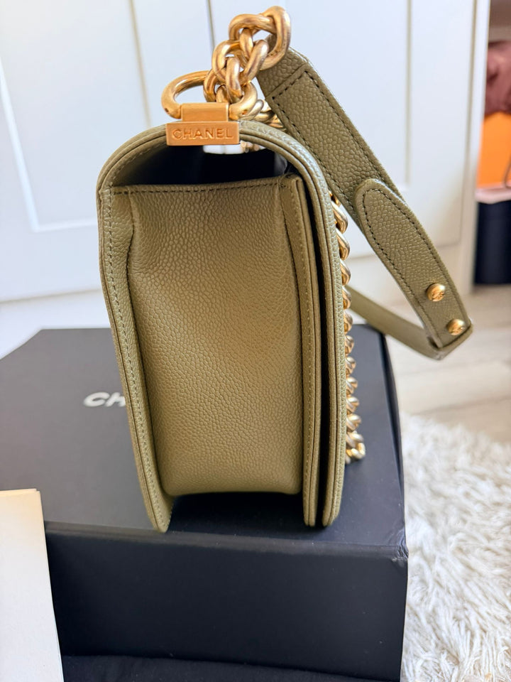 CHANEL series 23 Khaki Green Caviar with Pink lining NEW Medium Le Boy Flap Bag 2016