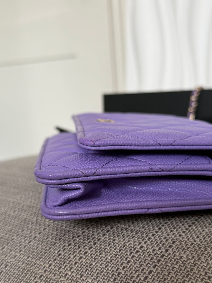 CHANEL series 28 20C Purple Caviar LGHW Classic Wallet on chain (WOC)