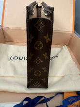 Load image into Gallery viewer, Louis Vuitton LV Toiletry 26 Pouch with Canvas Monogram
