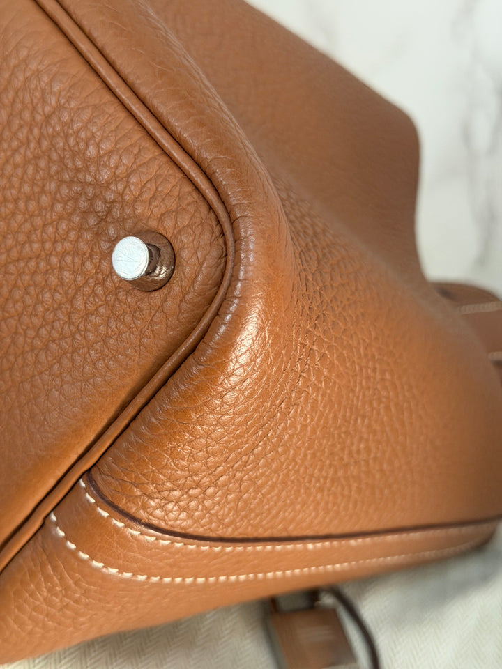 HERMES Picotin 18 Lock Bag in Gold Cle Leather PHW Stamp U 2022