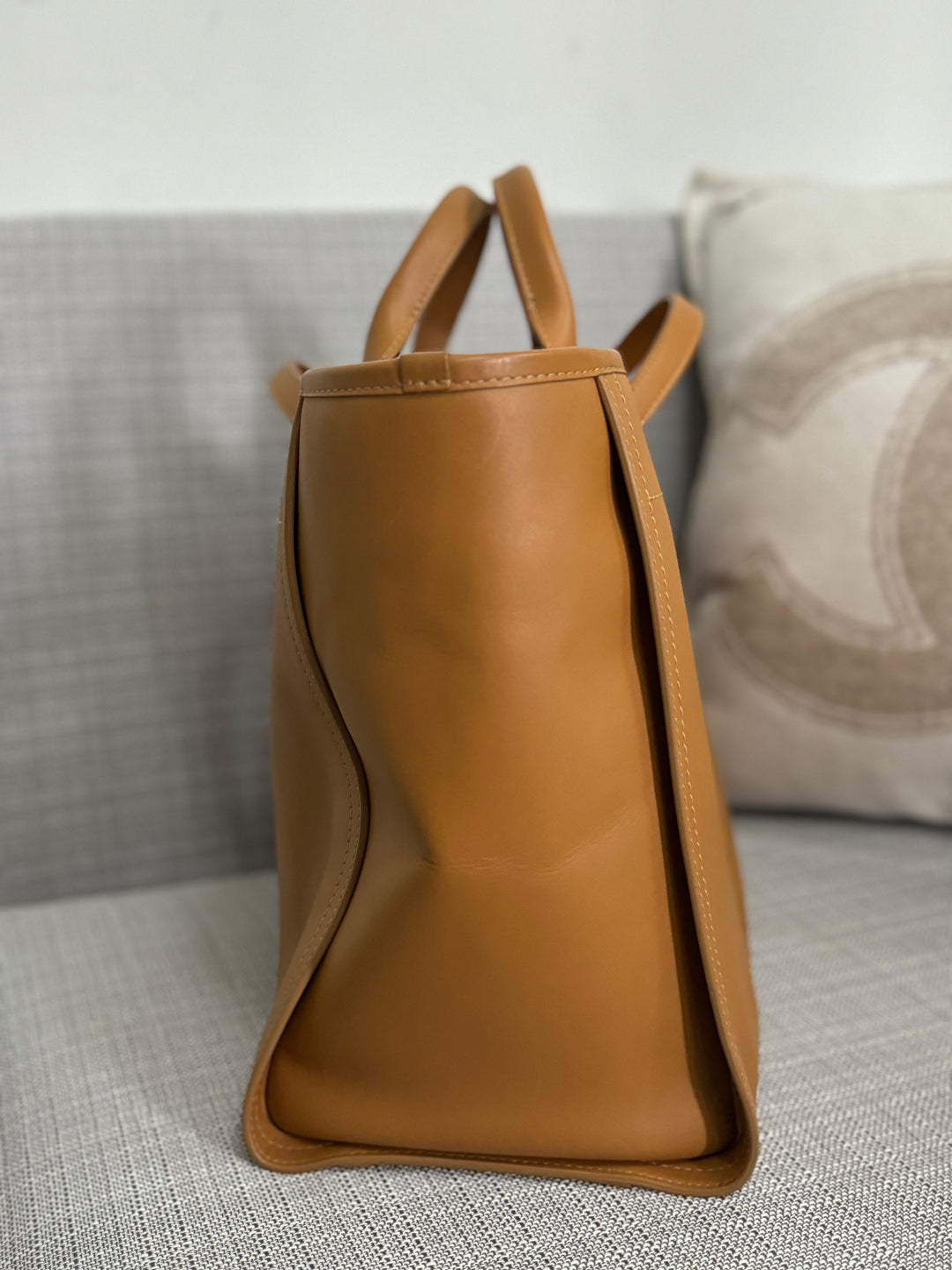 Chanel series 31 21S 2021 Spring/Summer collection Caramel Calf skin aged GHW Medium/Large Deauville Tote Bag with Top handle