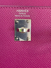 Load image into Gallery viewer, Hermes Kelly 25 Rose pourpre Epsom Leather palladium hardware stamp A (2017)
