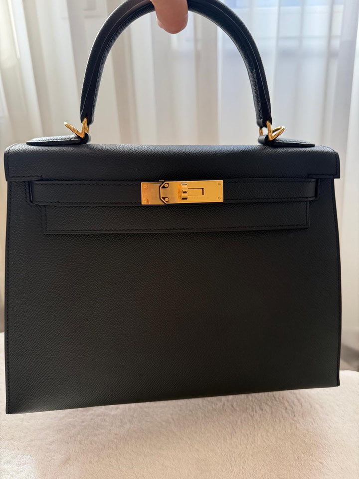 Hermès Kelly 28 Black Sellier Epsom Leather GHW Stamp B 2023 Kept unused Box fresh