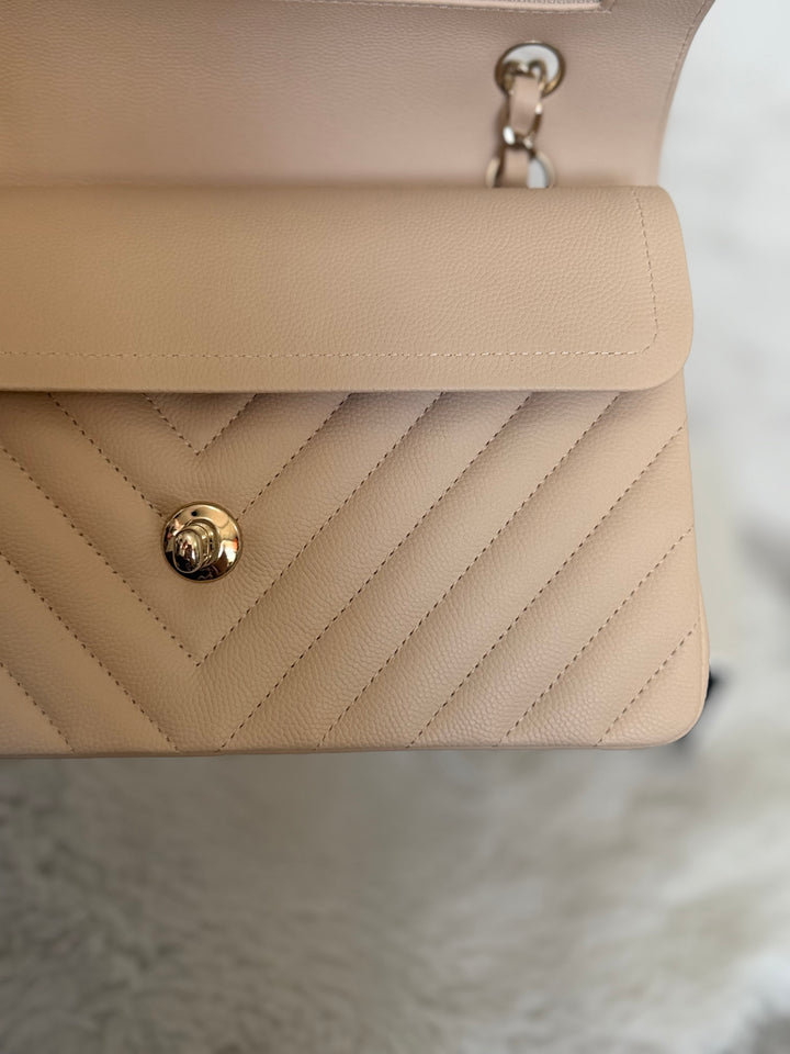 CHANEL series 31 Beige Caviar LGHW Chevron Small timeless Classic double flap Bag 2020/2021