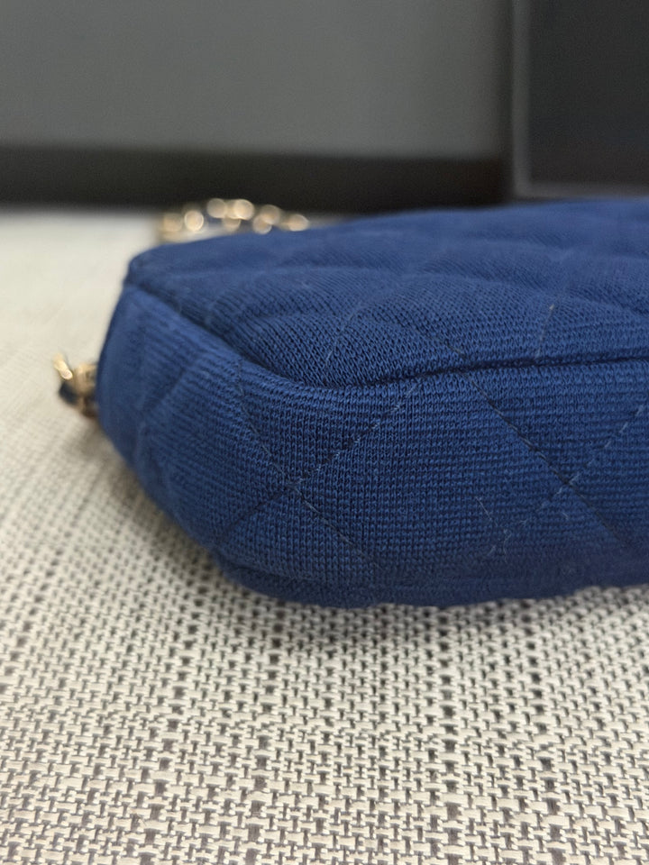 CHANEL series 28 Blue Jersey With Green Fabric Lining O Diver Wallet on Chain Phone Holder LGHW