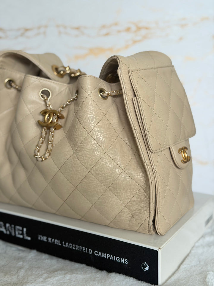 CHANEL Beige Caviar Aged GHW 25 Hobo Bag size SMALL 2025 25S collection