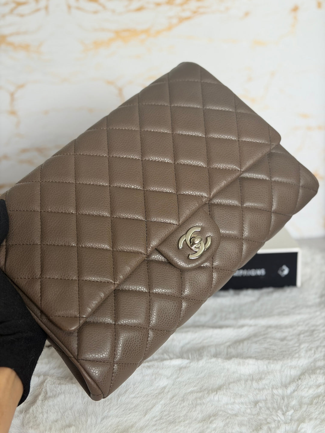 CHANEL series 17 Khaki Caviar SHW Classic Clutch with Chain