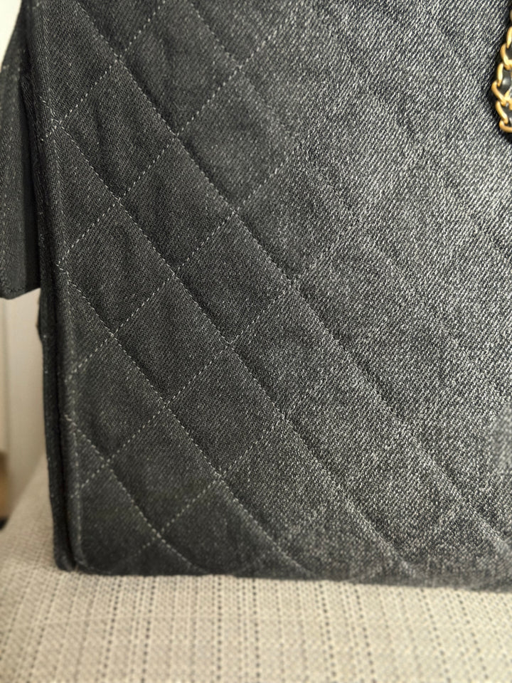 CHANEL 25S 2025 Black Denim Medium 25 Hobo Bag with Detachable Pouch Aged GHW