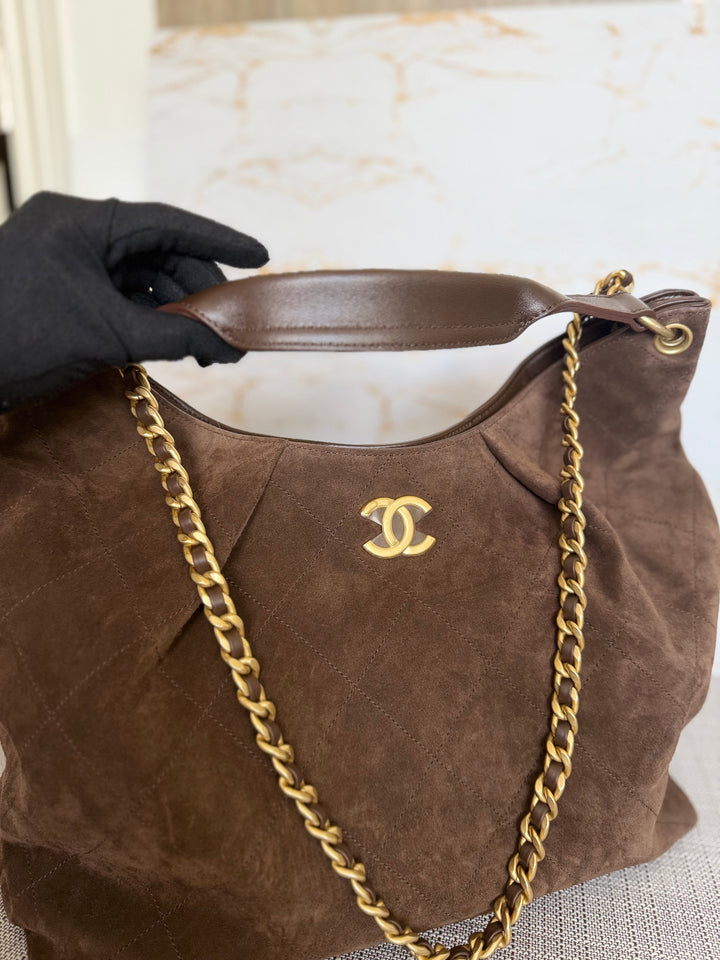 CHANEL 26C Brown Suede Maxi Hobo Bag 2026