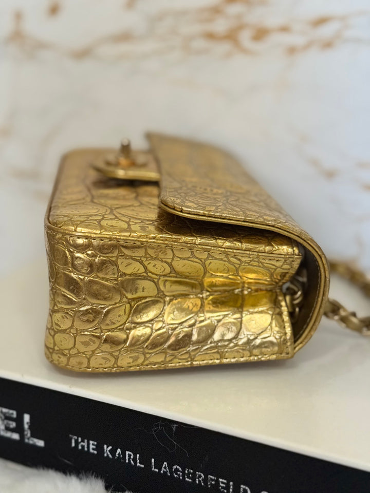CHANEL series 28 19A Metiers d'Art collection Gold Croc Embossed Calf Skin Mini Rectangular Flap Bag with Aged GHW 2019 RARE
