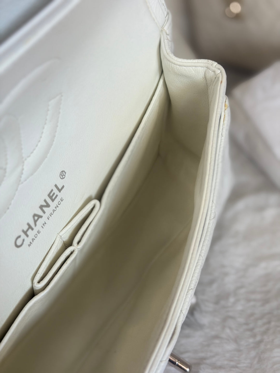 CHANEL series 12 Vintage White Caviar SHW Medium ML Timeless Classic Double Flap Bag 2009