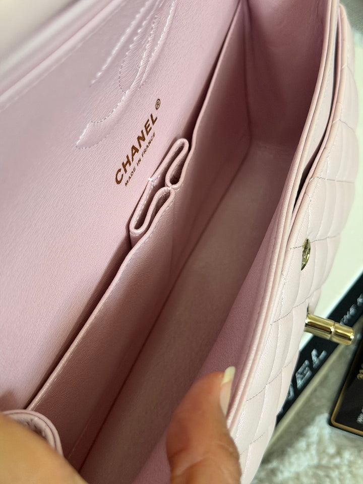 CHANEL 21S iridescent Pink Calf Skin LGHW Medium ML Timeless Classic Double Flap Bag series 31 2021