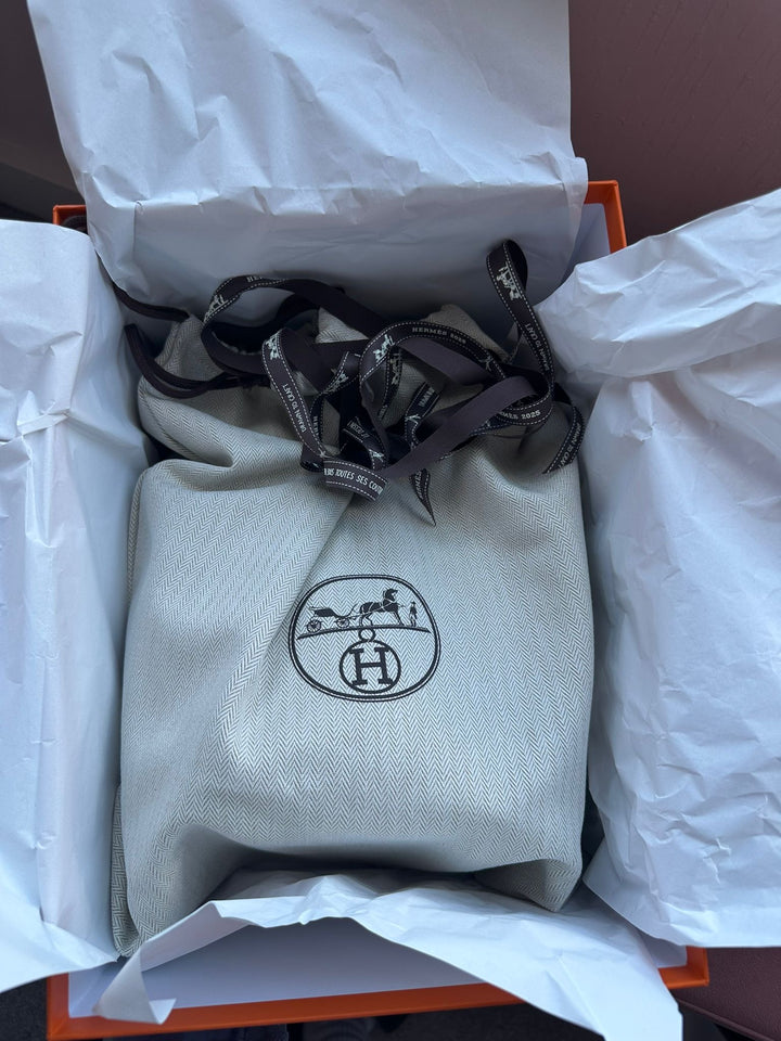 Hermes Picotin Lock 18 Vert Moyen PHW stamp K 2025