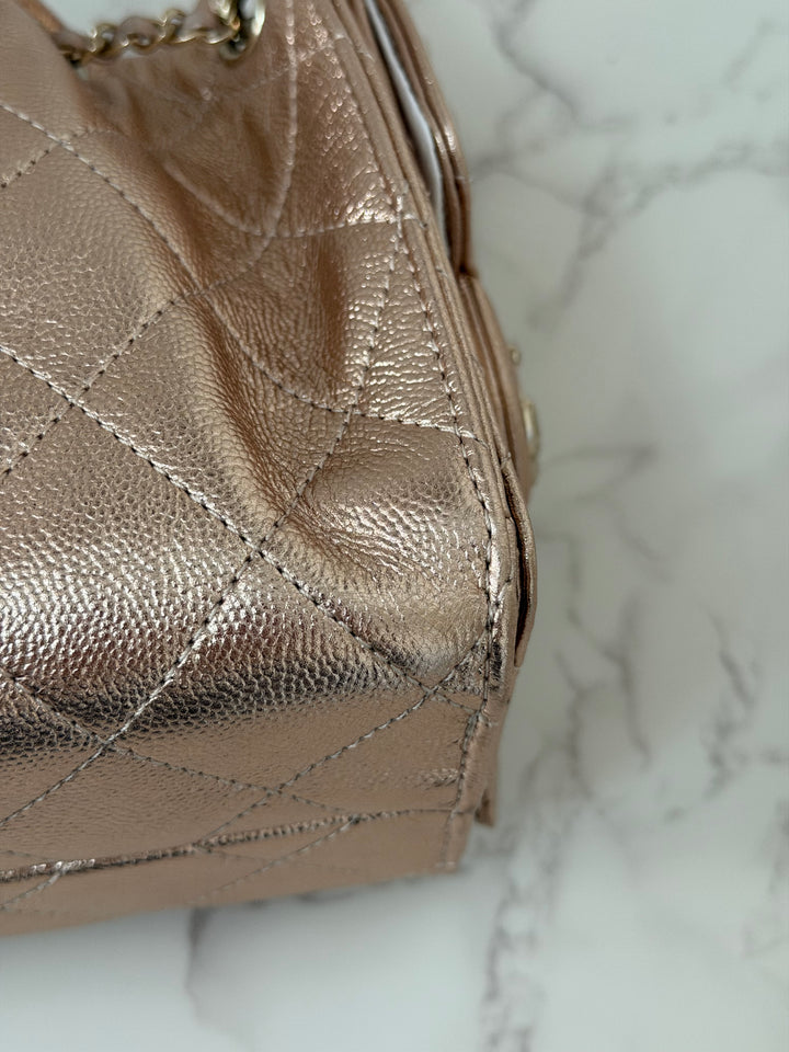 CHANEL 26C collection Mini 25 Hobo Bag in Rose Gold (Copper) Caviar Shiny GHW