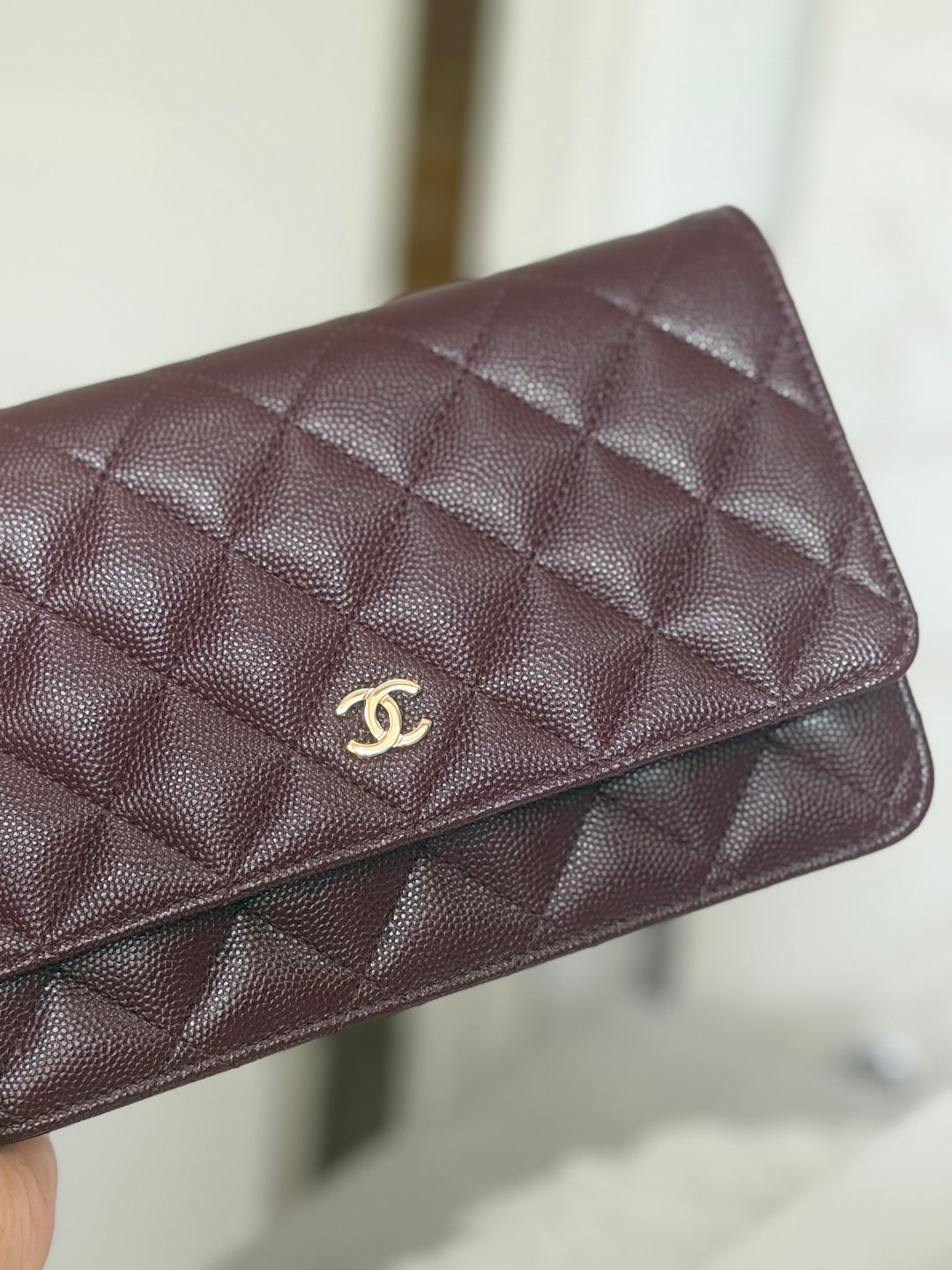 CHANEL 21B Burgundy Caviar LGHW Classic Wallet On Chain (WOC) 2021