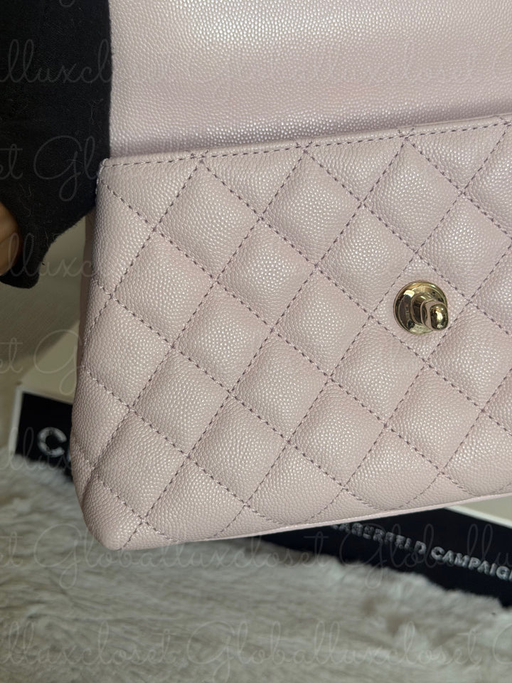 CHANEL 22P Light Pink Sakura Caviar LGHW Coco handle Flap Bag With detachable strap size Small 2022