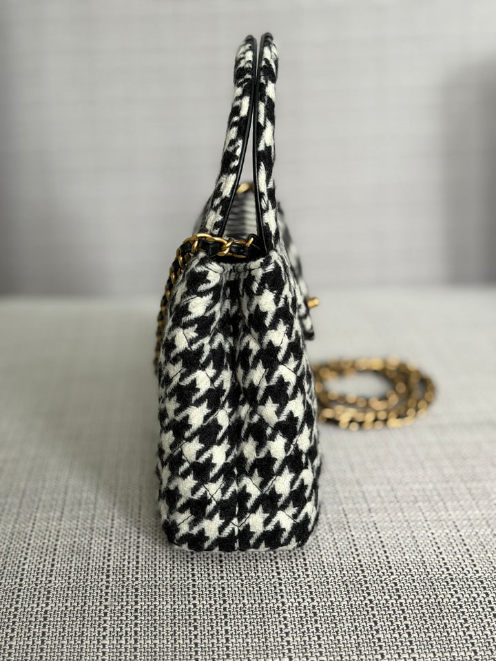 CHANEL 24A 2024 Black and White Houndstooth Tweed Kelly Small Shopping Bag with Chain Aged GHW