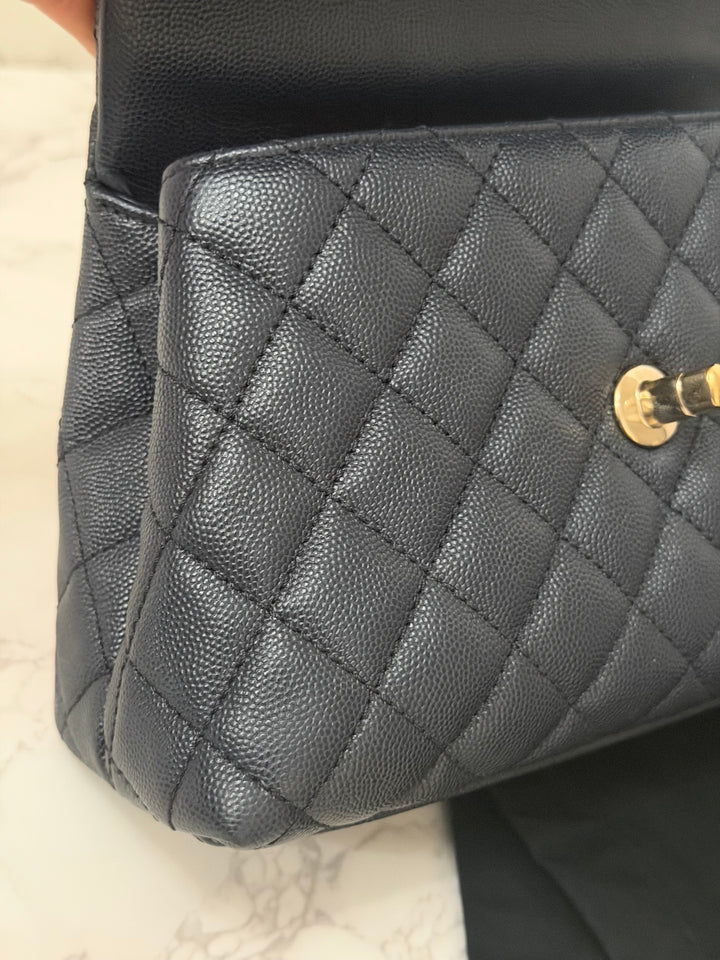 CHANEL series 30 2020 Navy Blue Caviar LGHW Small Coco Handle Flap Bag with Detachable Strap