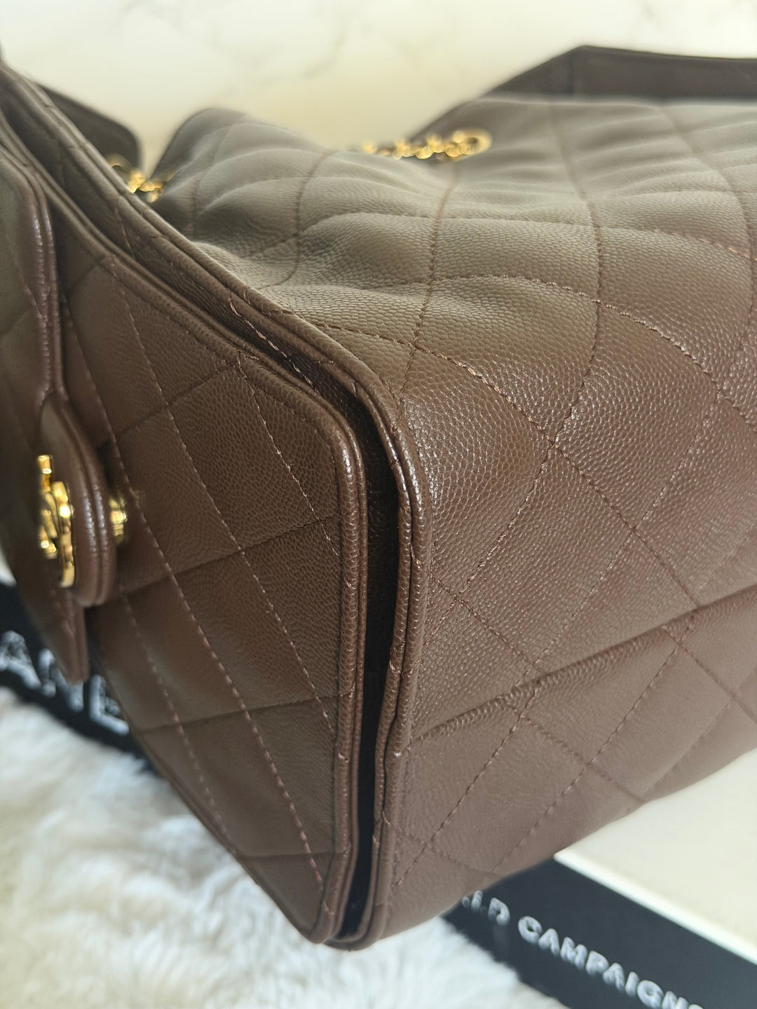CHANEL 26B Chocolate brown Caviar LGHW 25 Hobo Bag size Small 2026