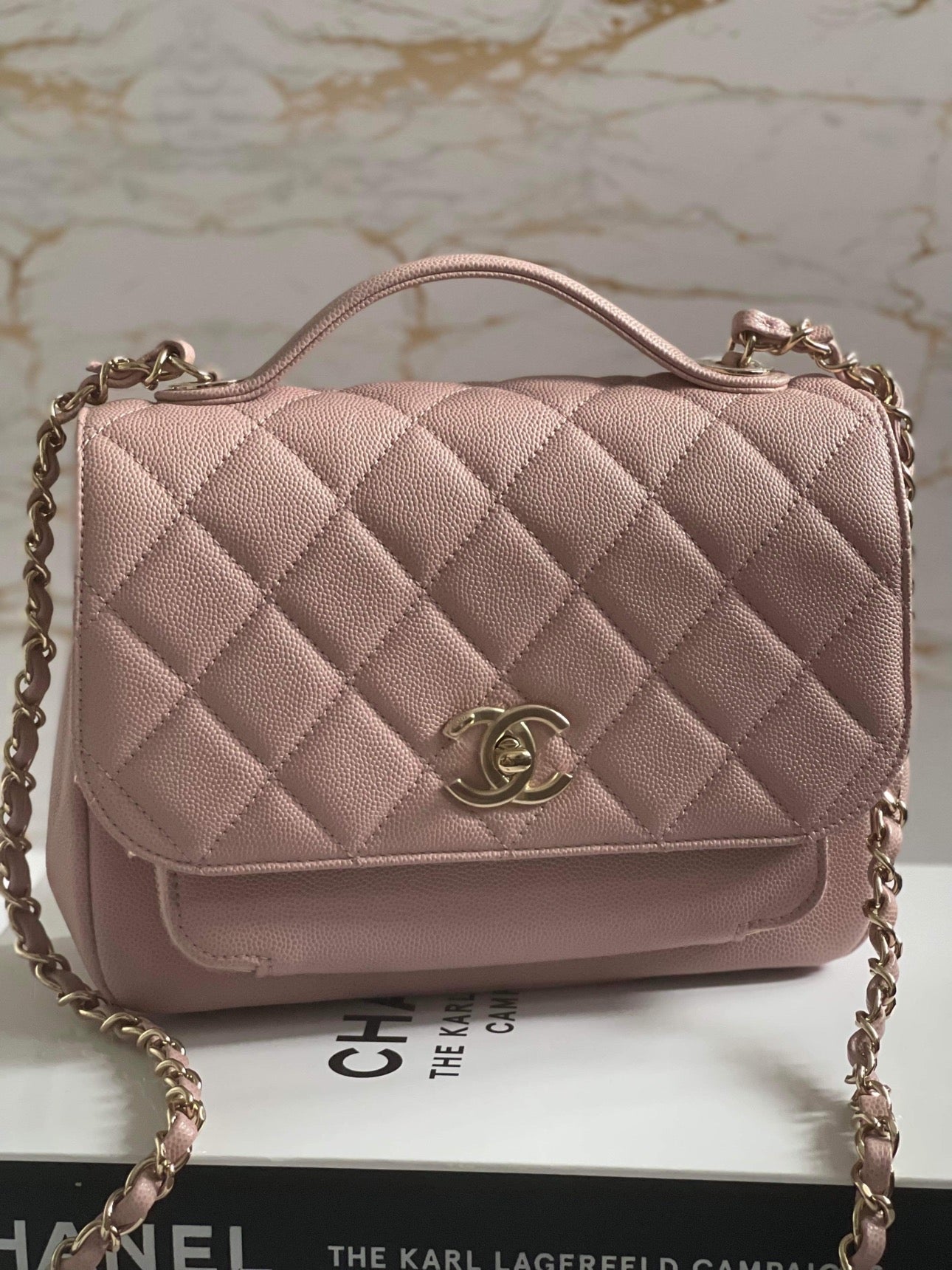 Chanel series 25 Pink Caviar LGHW Business Affinity Flap Bag size