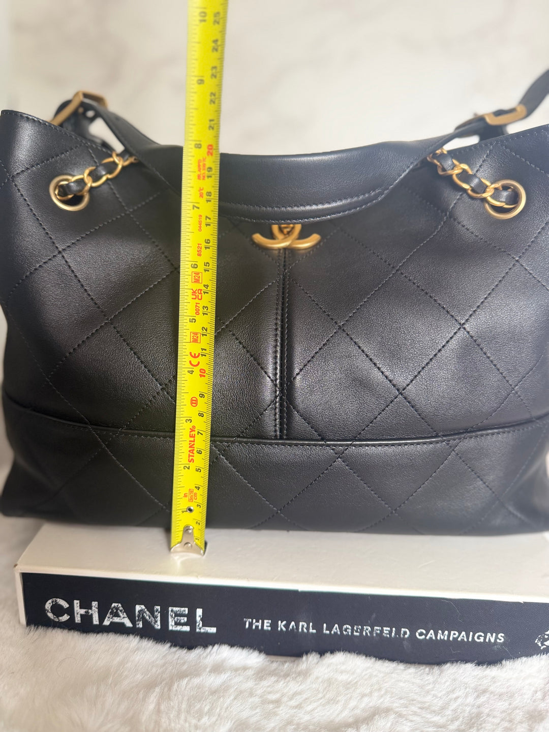 CHANEL 25A Black Calf Skin aged GHW Hobo Shopping Bag size Small 2025