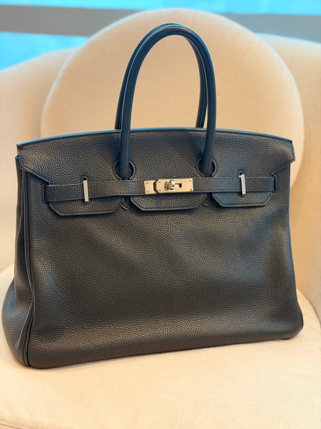 HERMÈS Black Noir Togo Leather PHW Birkin 35 Stamp M in Sq