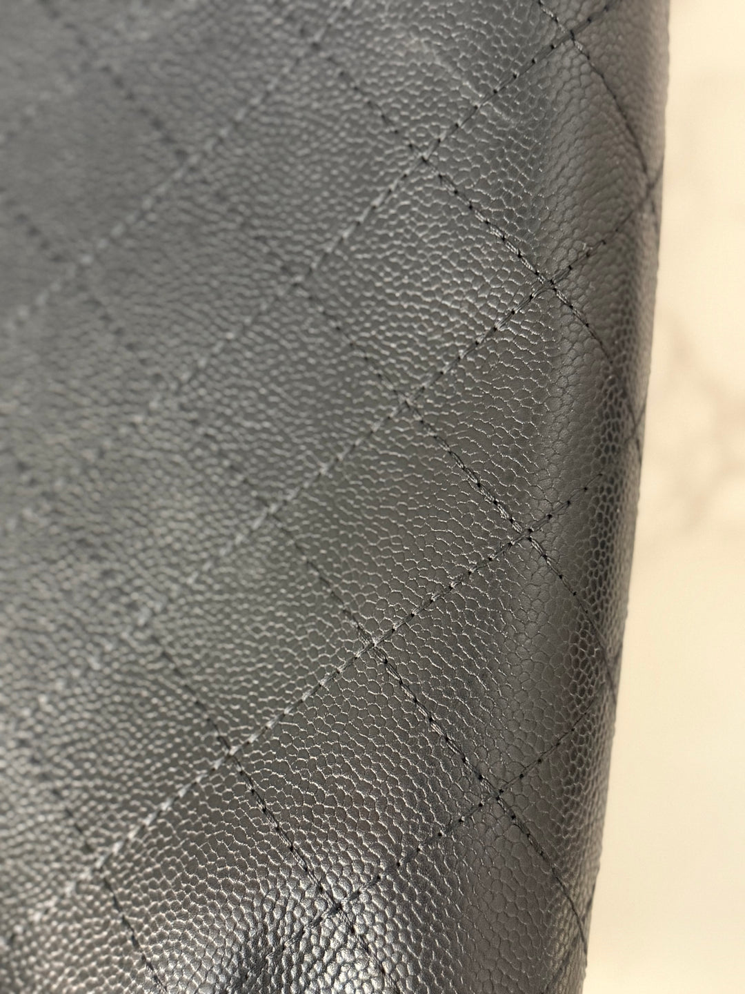 CHANEL series 23 Black Caviar Ruthenium HW Tote Bag with Shoulder Chain strap