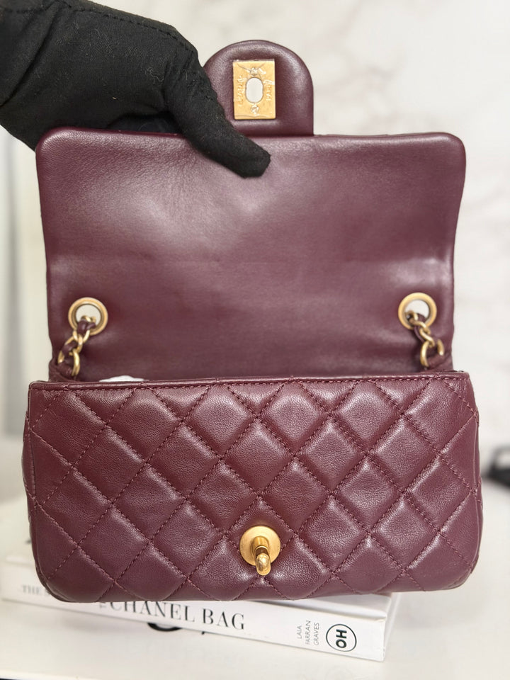 CHANEL 21B Burgundy Lambskin Aged GHW Pearl Crush Adjustable Chain Mini rectangular flap Bag 2021