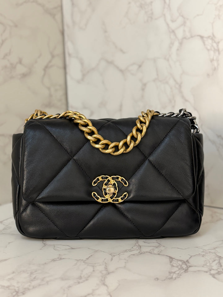 CHANEL 19 Size Small series 31 2020/2021 Black Lambskin Mixed HW Top Handle Flap Bag