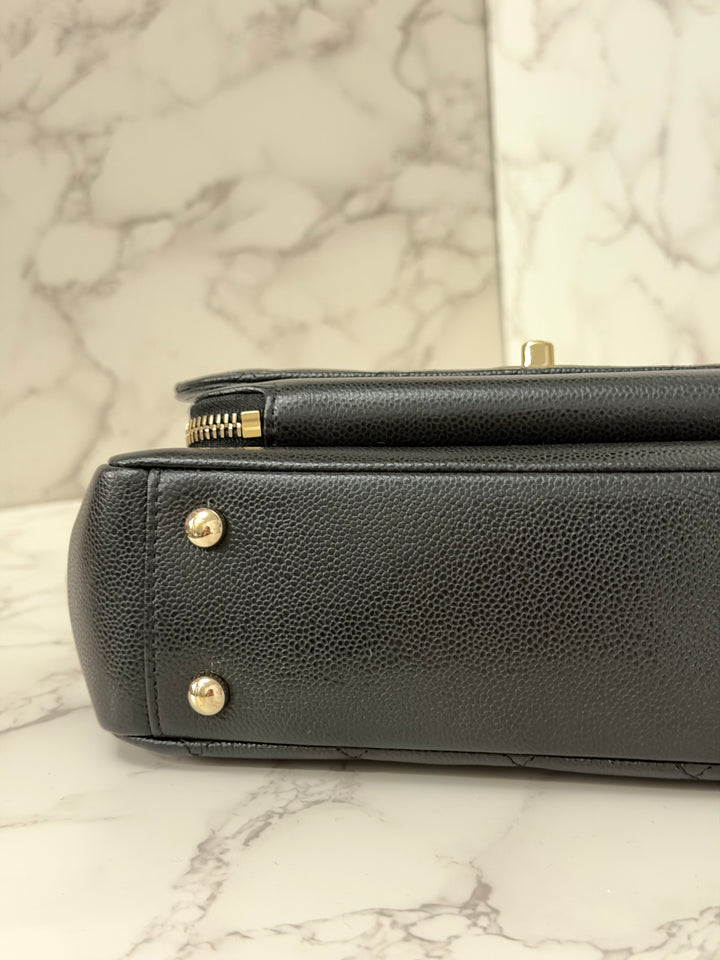 CHANEL Black Caviar LGHW Medium Business Affinity Flap Bag Microchipped