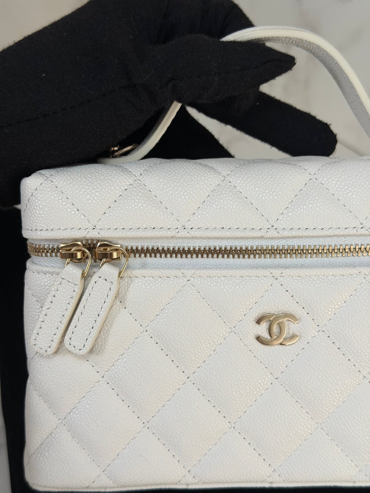CHANEL 26C White Caviar LGHW Long Vanity with Detachable Chain