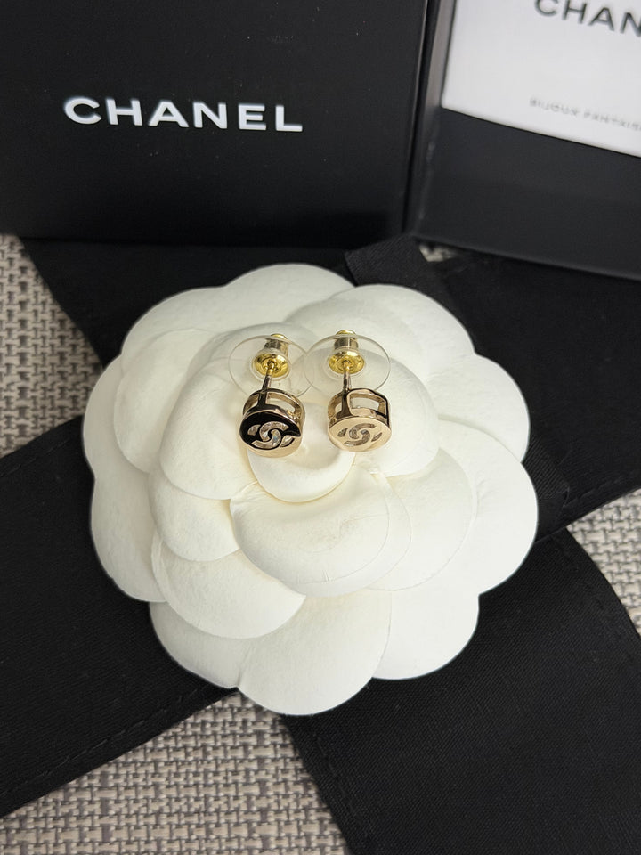 CHANEL 2024 Light Gold Round Earrings with Crystals 0.5 cms diameter