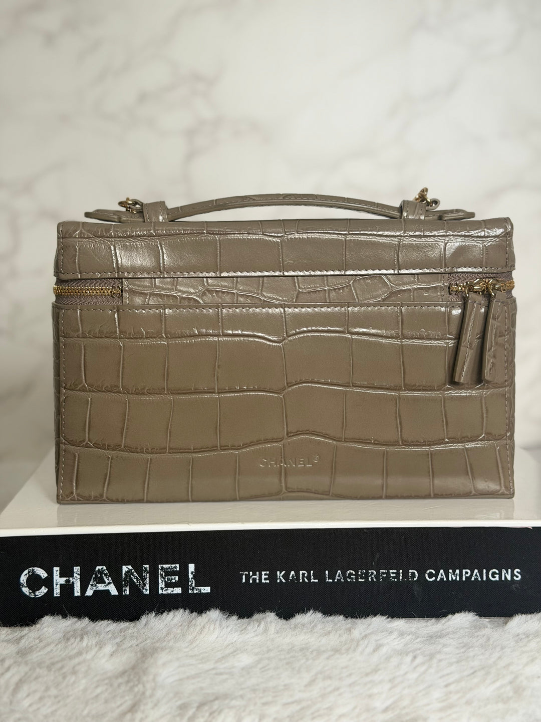 CHANEL 26A Etoupe Khaki Croc Embossed Calf skin LGHW LP Long Vanity size Medium 23 cms with detachable chain 2026